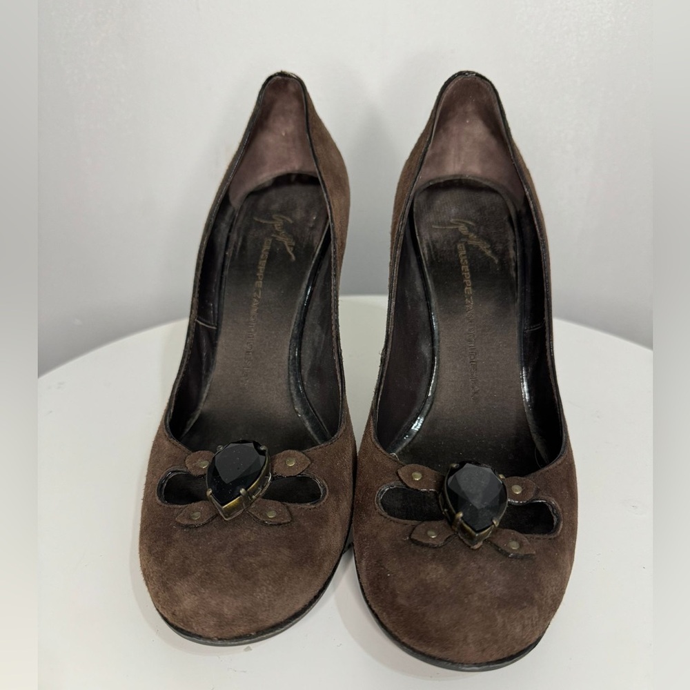 Giuseppe Zanotti Suede Crystal Pumps – Size 41 – Luxe Designer Heels